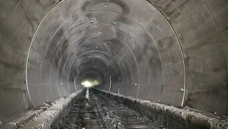 Tuneli i Murrizit hapet më 14 mars, Balluku inspekton punimet